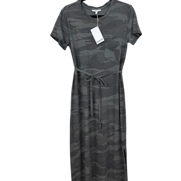Splendid Dresses & Skirts - Splendid Evie Camo T-Shirt Dress - Size Medium